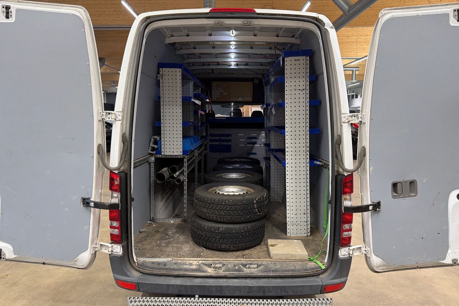 Mercedes-Benz Sprinter 2018, bild 4/4