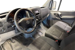 valkoinen Mercedes-Benz Sprinter 2018 kuva 3.