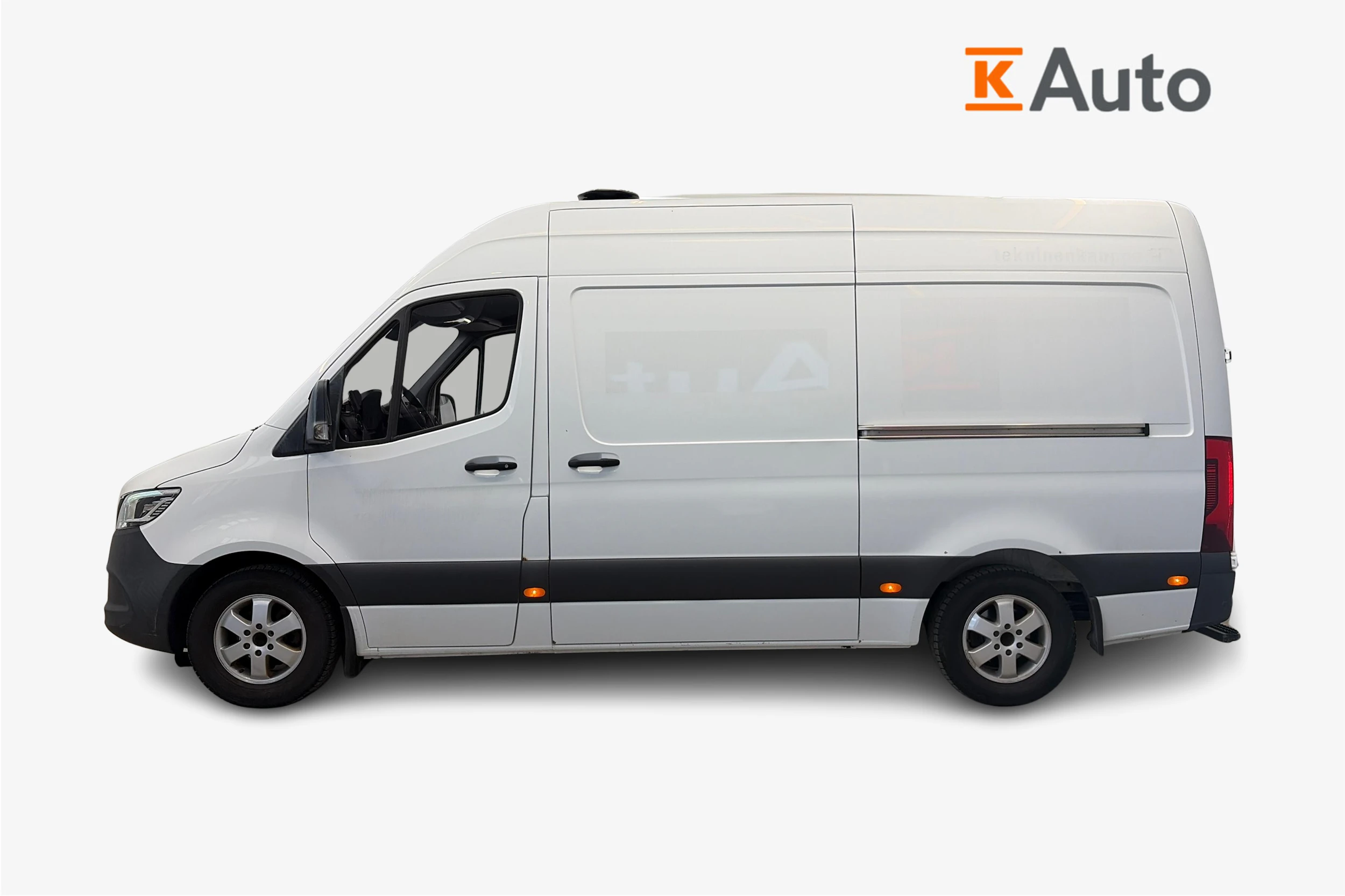 valkoinen Mercedes-Benz Sprinter 2018 kuva 5.