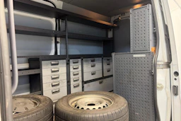 valkoinen Mercedes-Benz Sprinter 2018 kuva 6.