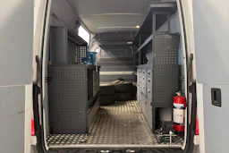 valkoinen Mercedes-Benz Sprinter 2018 kuva 7.