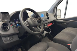 valkoinen Mercedes-Benz Sprinter 2018 kuva 8.