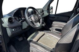 musta Mercedes-Benz Sprinter 2018 kuva 3.