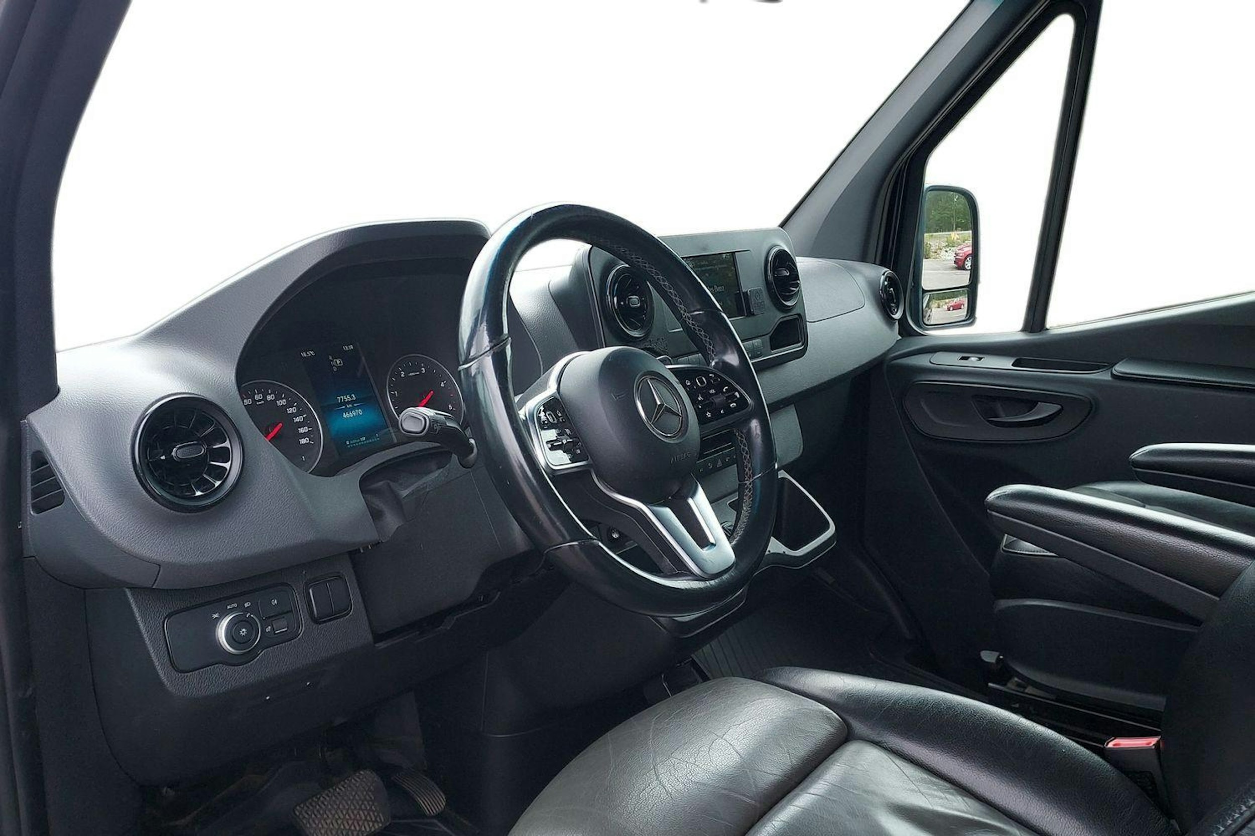 musta Mercedes-Benz Sprinter 2018 kuva 6.