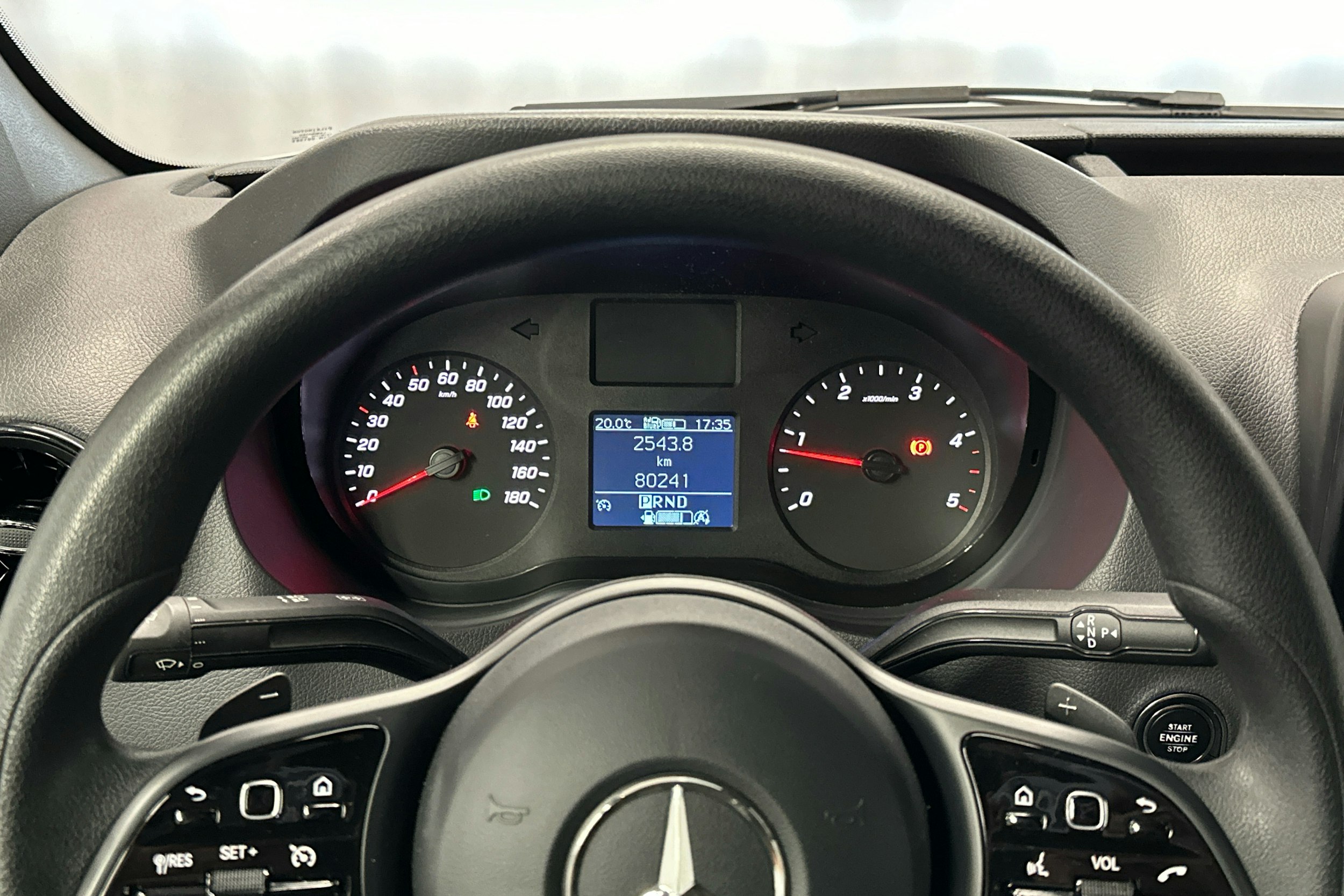 hopea Mercedes-Benz Sprinter 2019 kuva 11.
