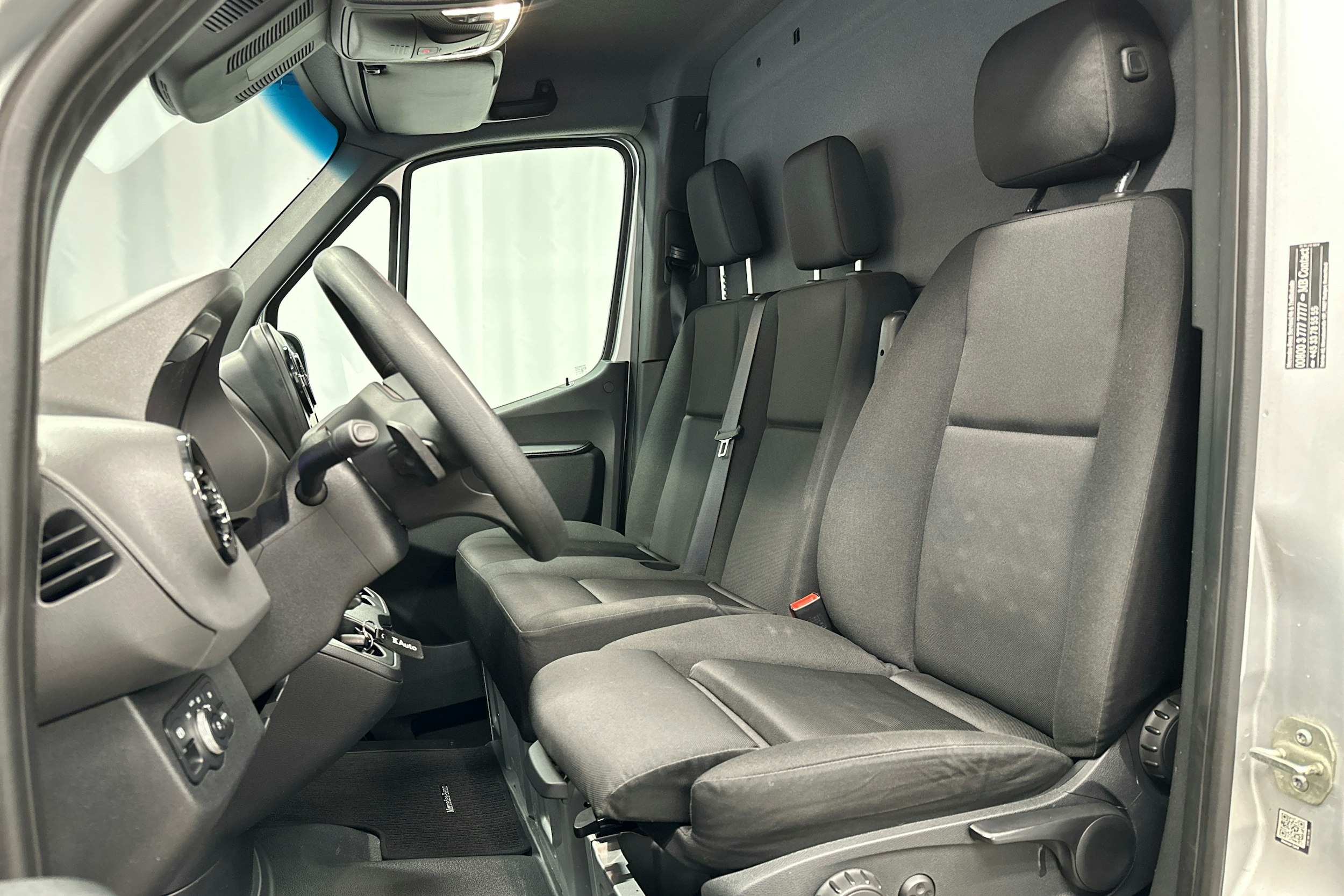 hopea Mercedes-Benz Sprinter 2019 kuva 18.
