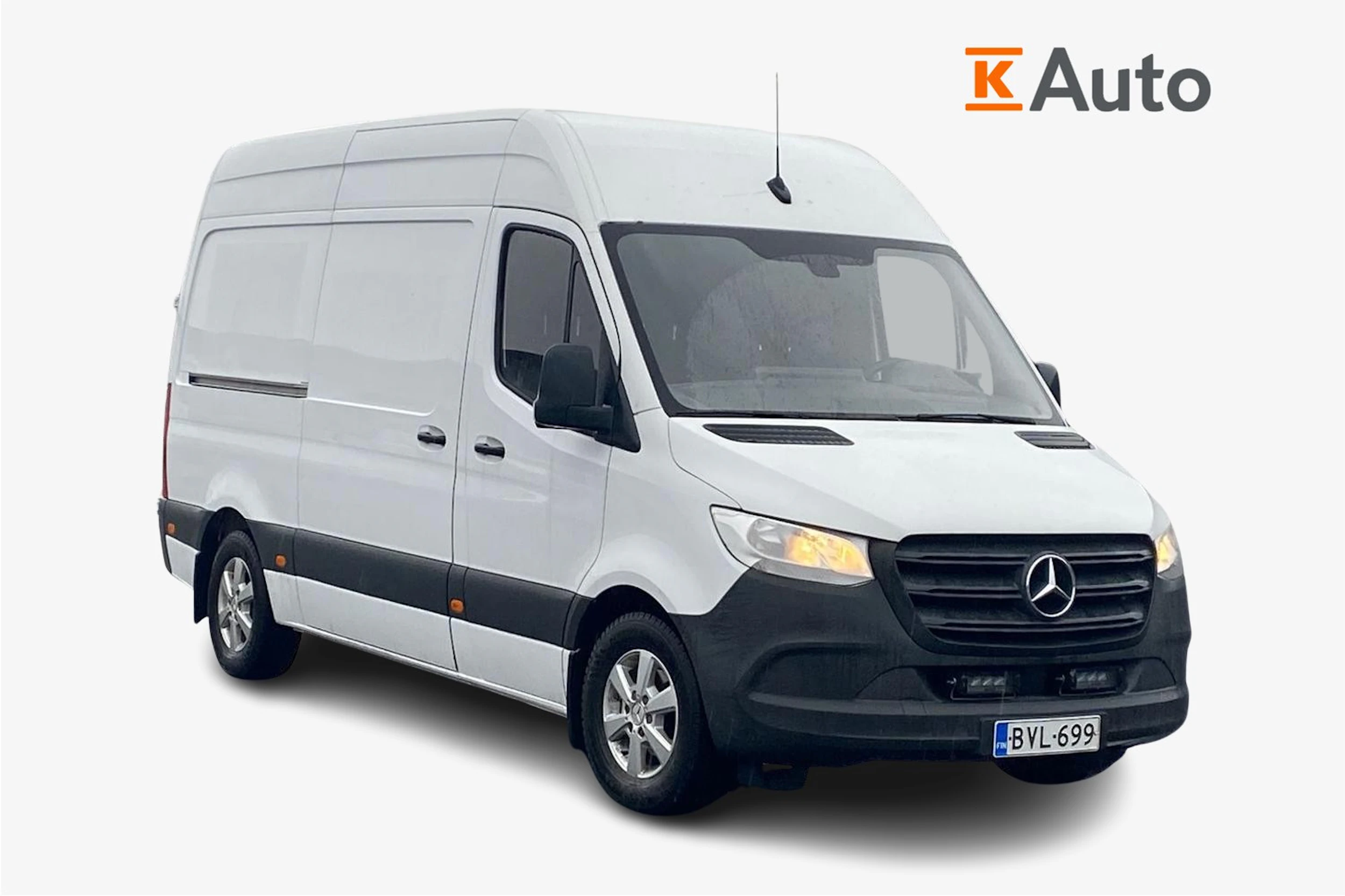 valkoinen Mercedes-Benz Sprinter 2019 kuva 1.