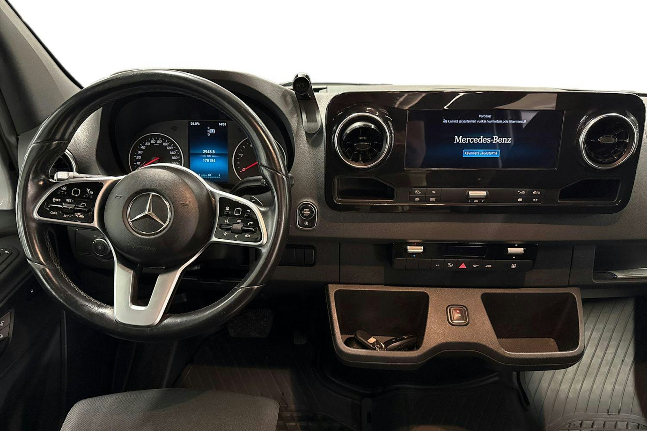 met. hopea Mercedes-Benz Sprinter 2019 kuva 9.