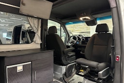 met. hopea Mercedes-Benz Sprinter 2019 kuva 14.