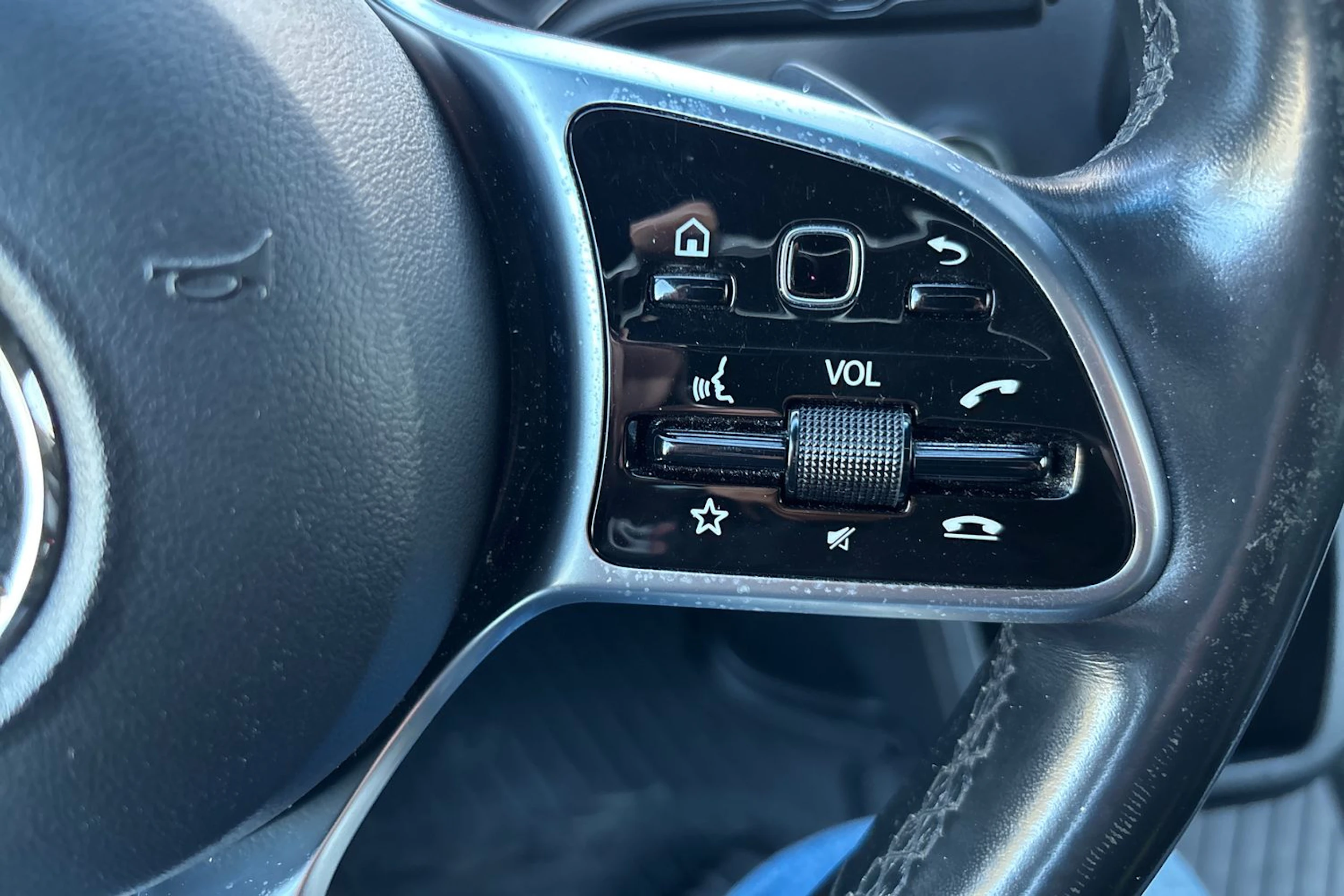 valkoinen Mercedes-Benz Sprinter 2019 kuva 22.