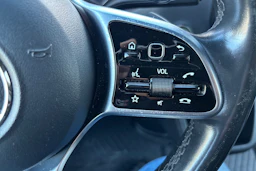 valkoinen Mercedes-Benz Sprinter 2019 kuva 22.