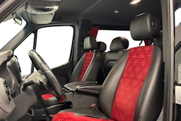 musta Mercedes-Benz Sprinter 2019 kuva 7.