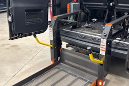 musta Mercedes-Benz Sprinter 2019 kuva 12.