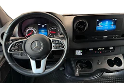 harmaa Mercedes-Benz Sprinter 2019 kuva 9.