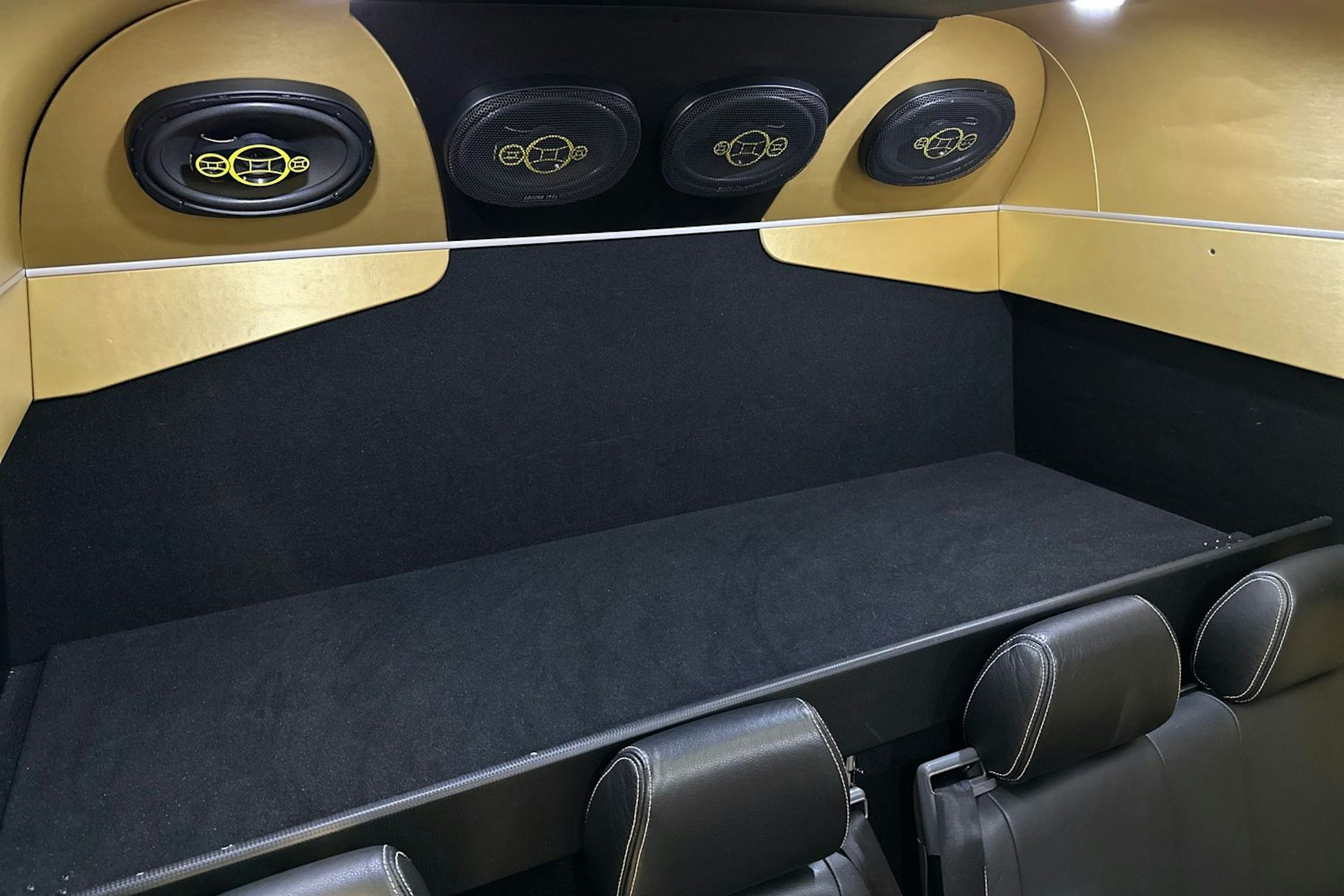 Musta Mercedes-Benz SPRINTER 2019 kuva 28.