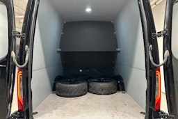 Musta Mercedes-Benz SPRINTER 2019 kuva 39.