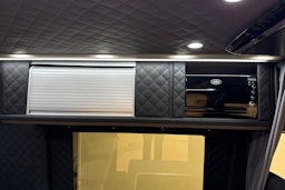 Musta Mercedes-Benz SPRINTER 2019 kuva 18.