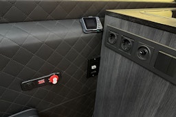 Musta Mercedes-Benz SPRINTER 2019 kuva 22.