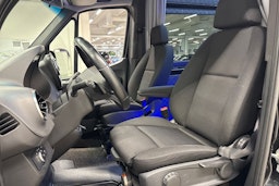 Musta Mercedes-Benz SPRINTER 2019 kuva 26.