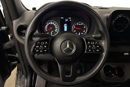musta Mercedes-Benz Sprinter 2019 kuva 11.
