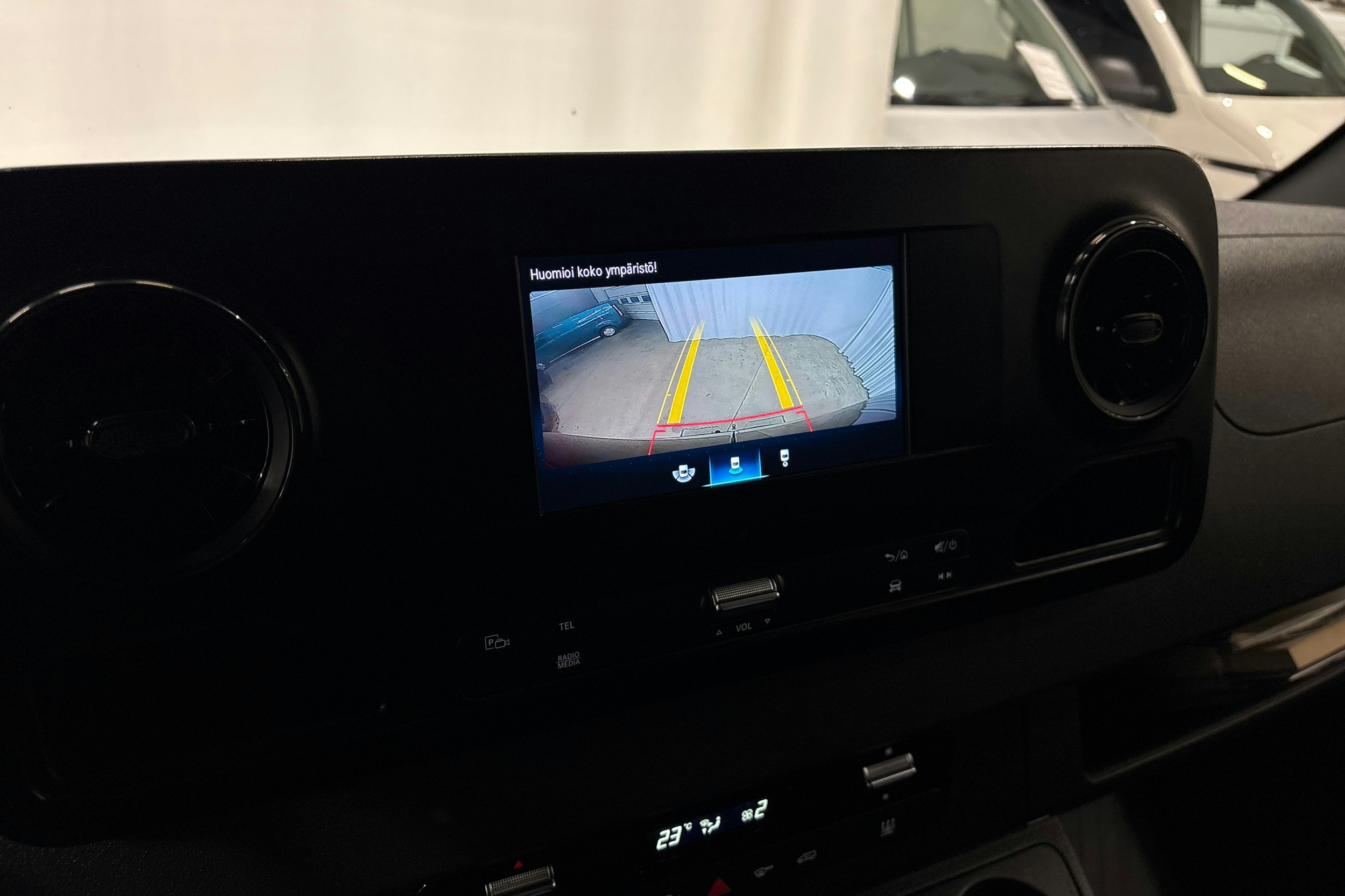 musta Mercedes-Benz Sprinter 2019 kuva 19.