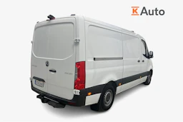 valkoinen Mercedes-Benz Sprinter 2019 kuva 2.