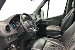 musta Mercedes-Benz Sprinter 2019 kuva 6.