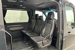 musta Mercedes-Benz Sprinter 2019 kuva 11.