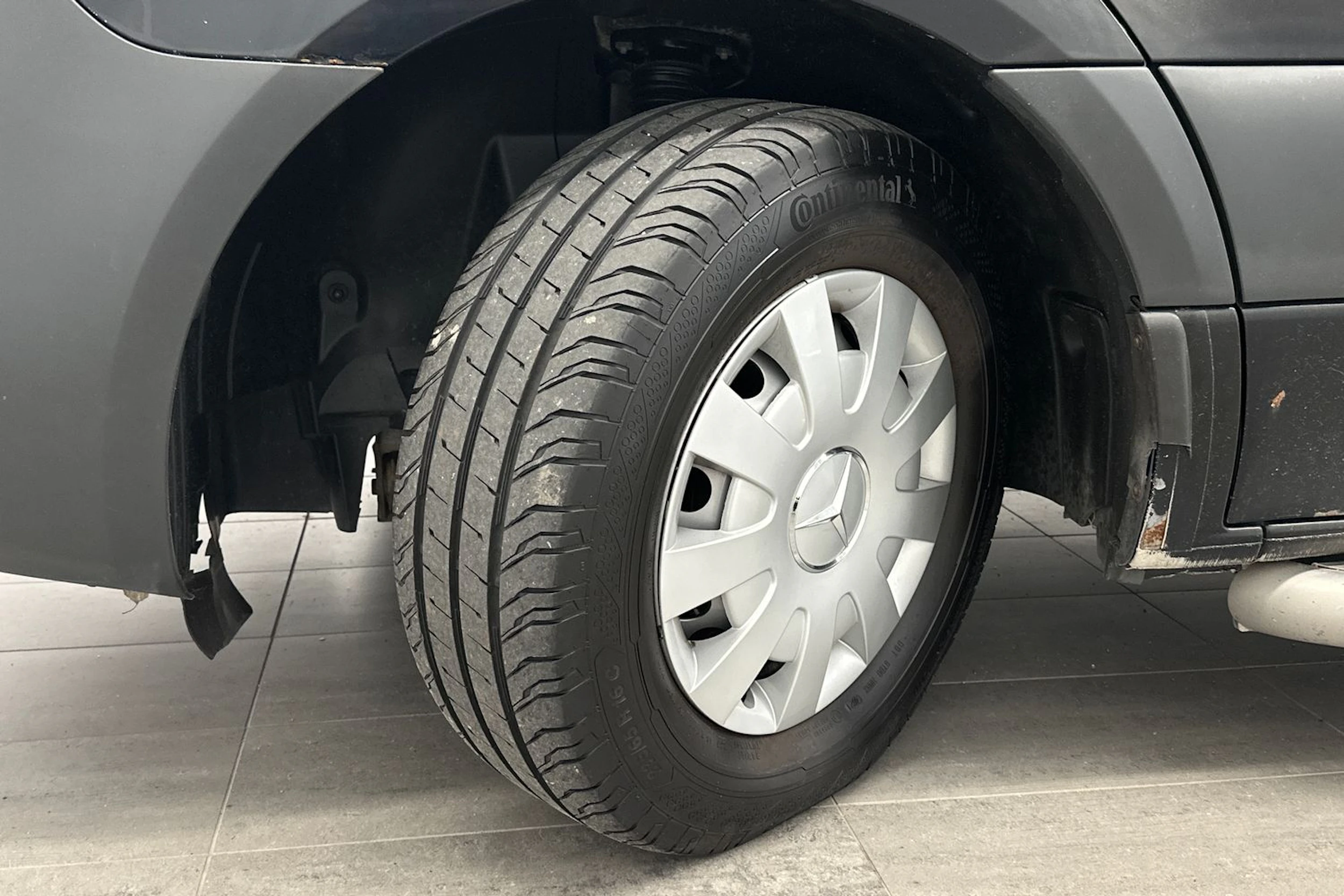 musta Mercedes-Benz Sprinter 2019 kuva 29.