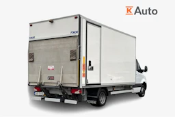 valkoinen Mercedes-Benz Sprinter 2019 kuva 3.