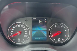 valkoinen Mercedes-Benz Sprinter 2019 kuva 17.