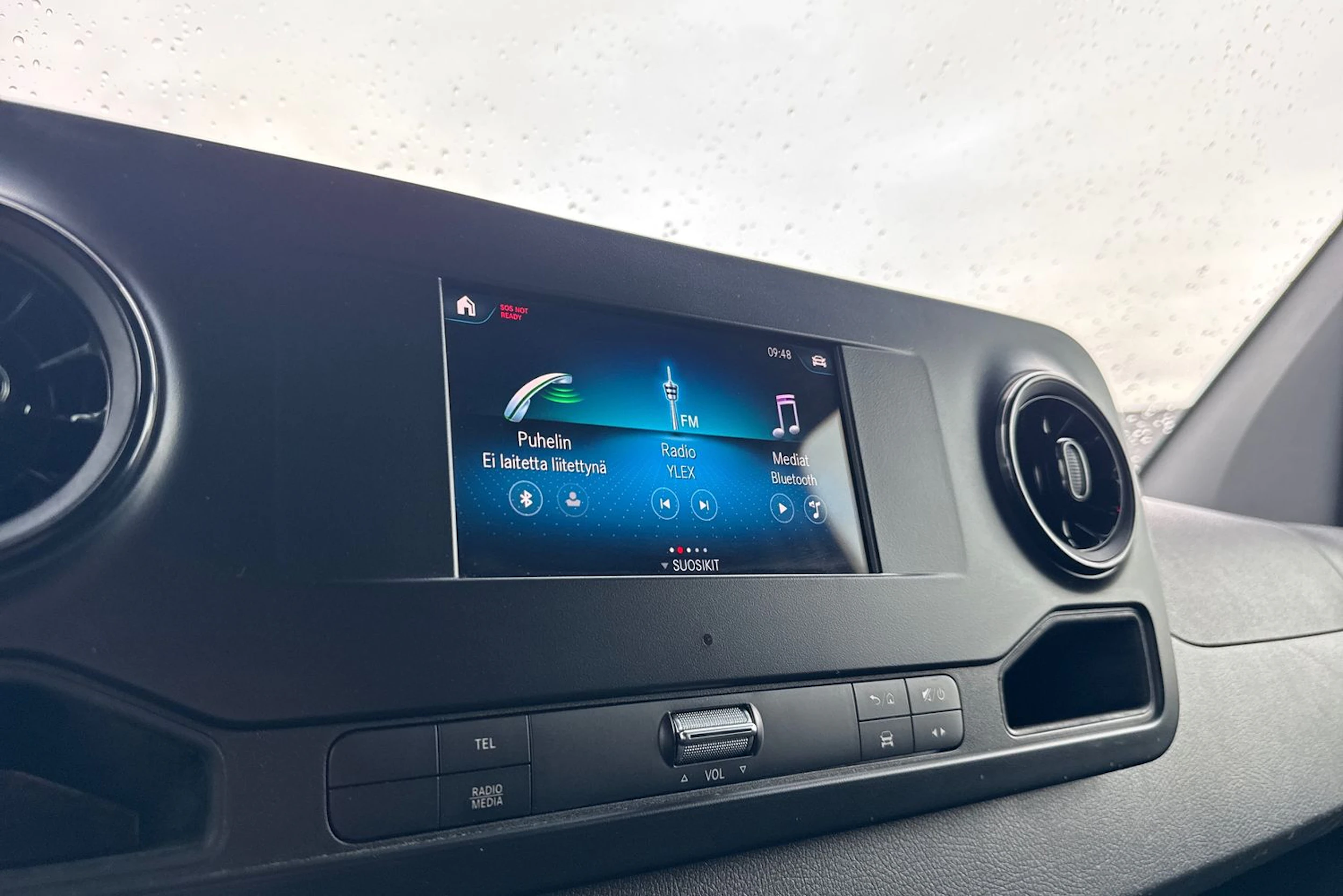 valkoinen Mercedes-Benz Sprinter 2019 kuva 19.