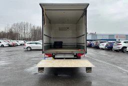 valkoinen Mercedes-Benz Sprinter 2019 kuva 24.
