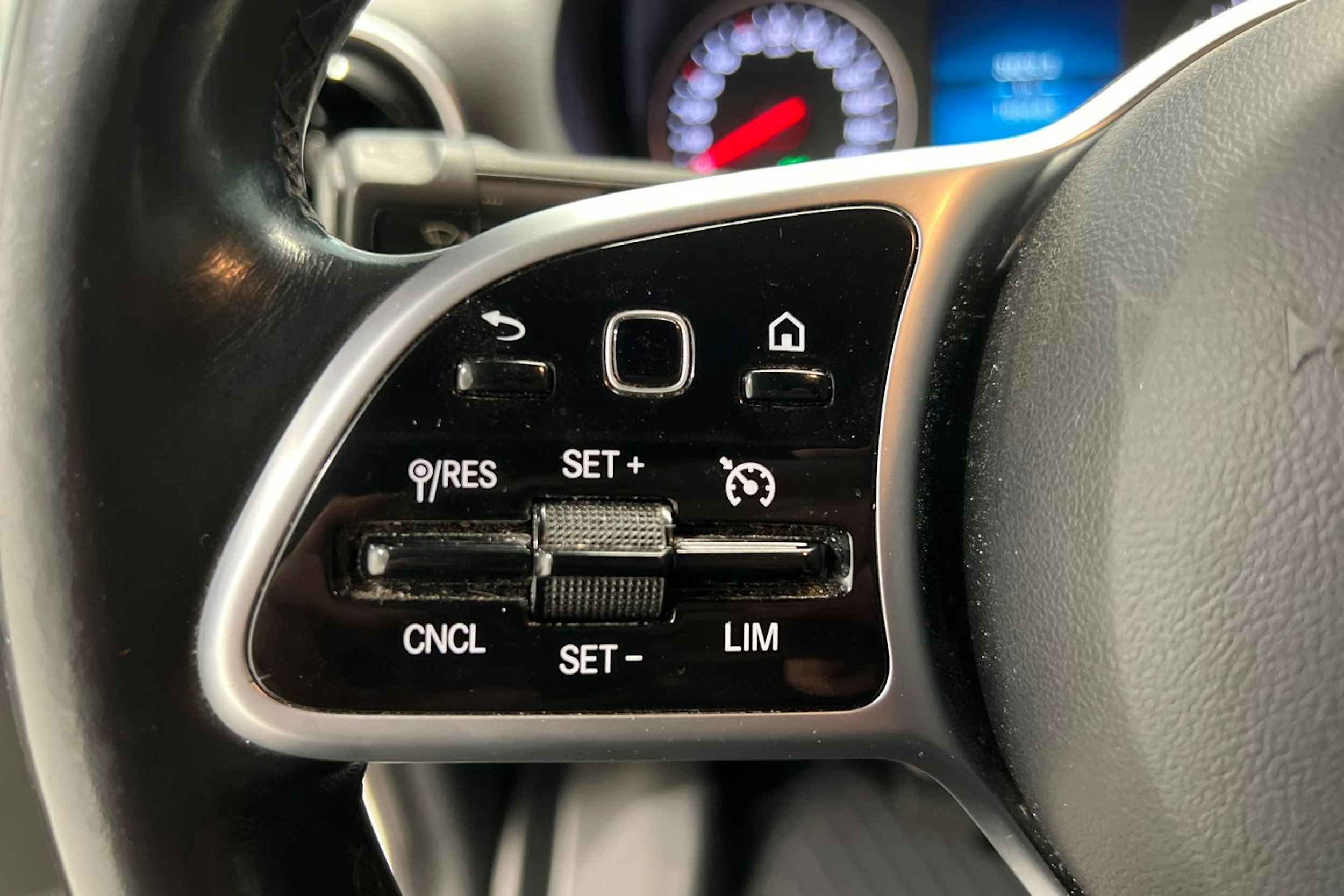 Valkoinen Mercedes-Benz SPRINTER 2019 kuva 15.