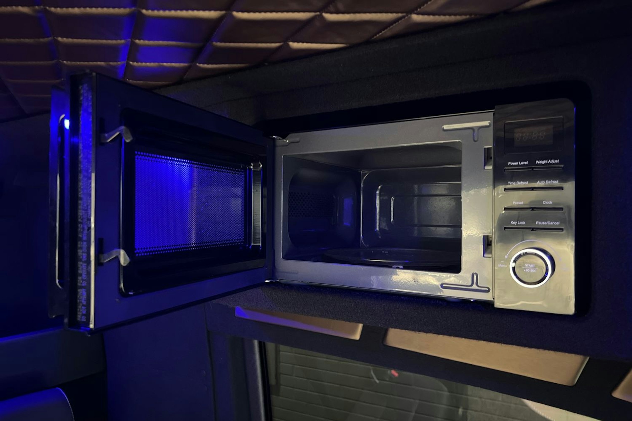 Valkoinen Mercedes-Benz SPRINTER 2019 kuva 24.