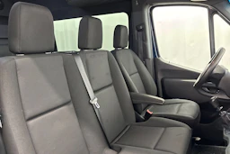 sininen Mercedes-Benz Sprinter 2019 kuva 20.