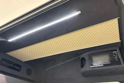 sininen Mercedes-Benz Sprinter 2019 kuva 24.