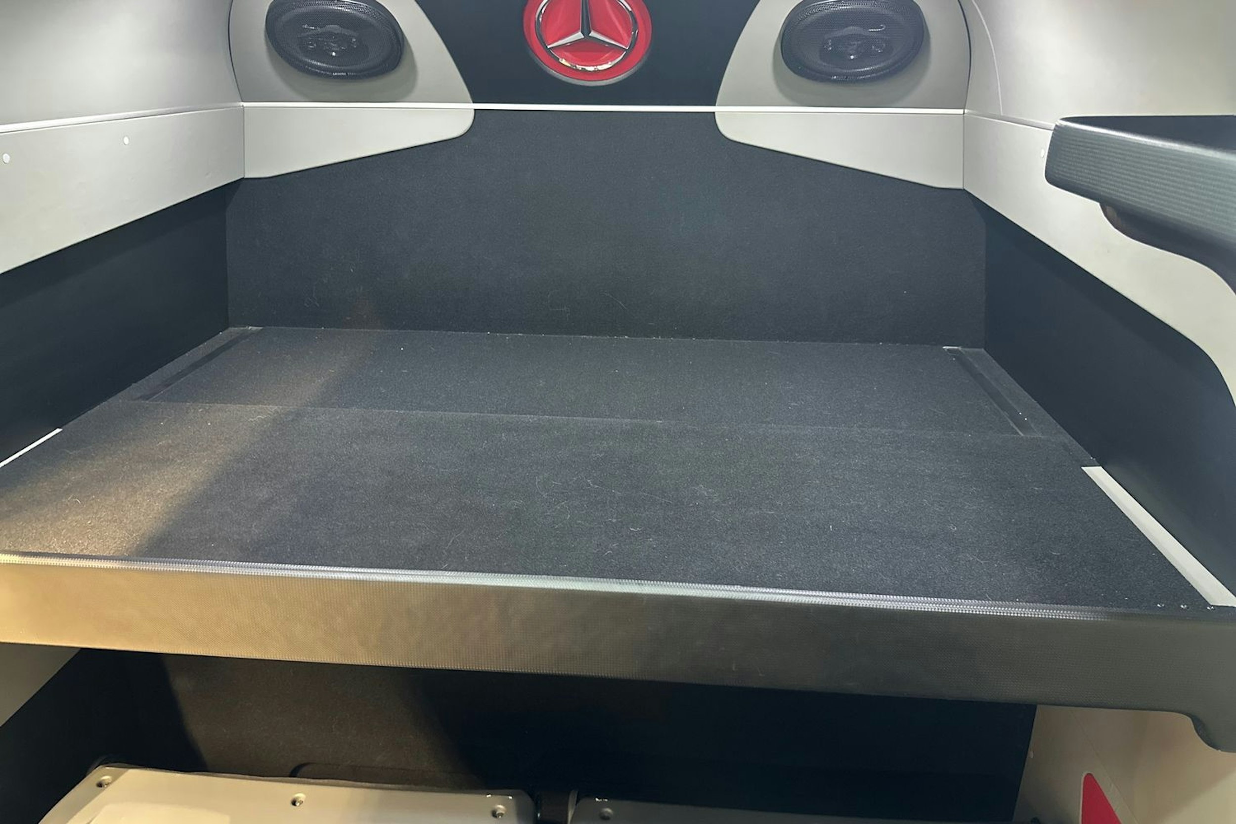 Punainen Mercedes-Benz SPRINTER 2019 kuva 31.