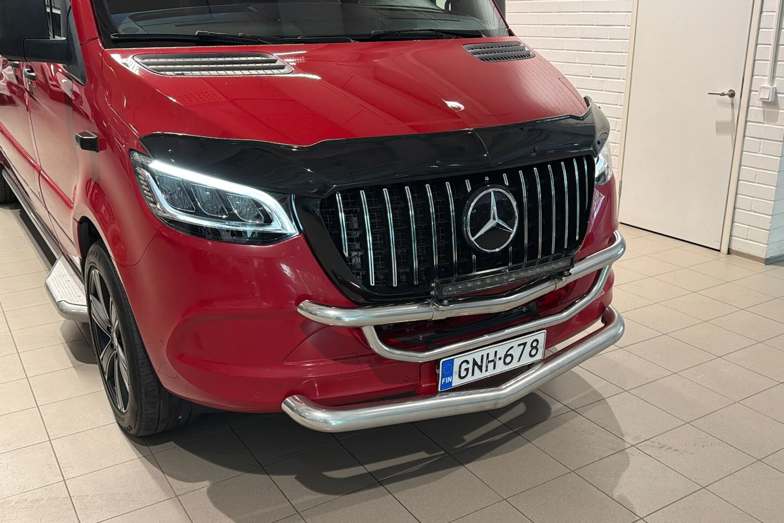 Punainen Mercedes-Benz SPRINTER 2019 kuva 39.