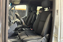 hopea Mercedes-Benz Sprinter 2019 kuva 16.
