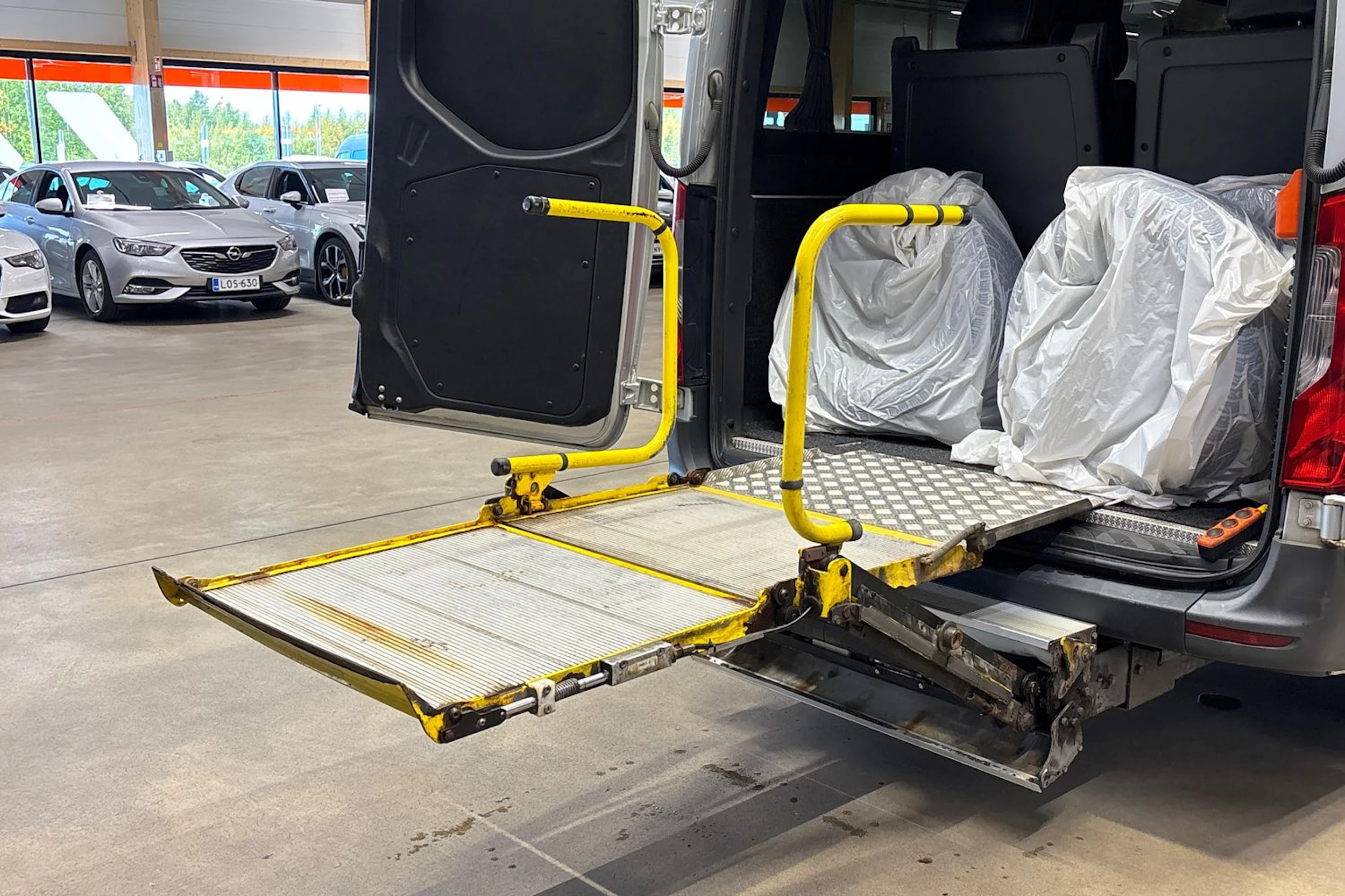 hopea Mercedes-Benz Sprinter 2019 kuva 37.