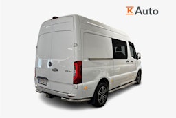 valkoinen Mercedes-Benz Sprinter 2019 kuva 2.