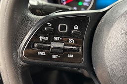 valkoinen Mercedes-Benz Sprinter 2019 kuva 15.