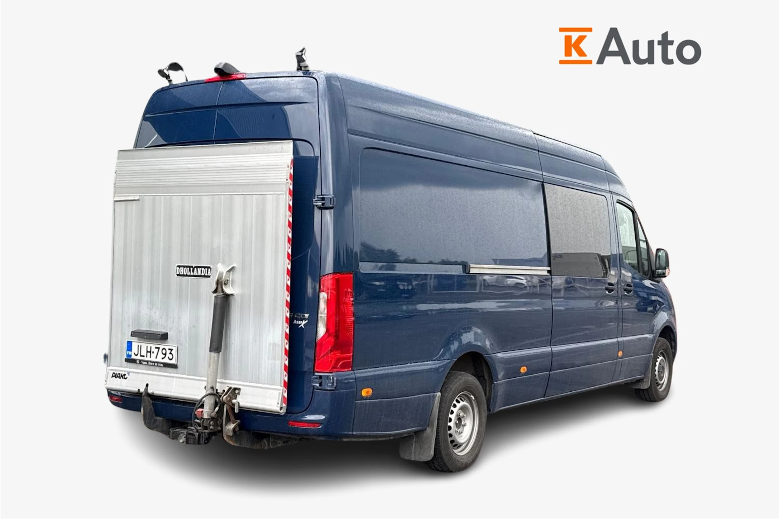 sininen Mercedes-Benz Sprinter 2019 kuva 2.