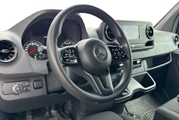 sininen Mercedes-Benz Sprinter 2019 kuva 3.