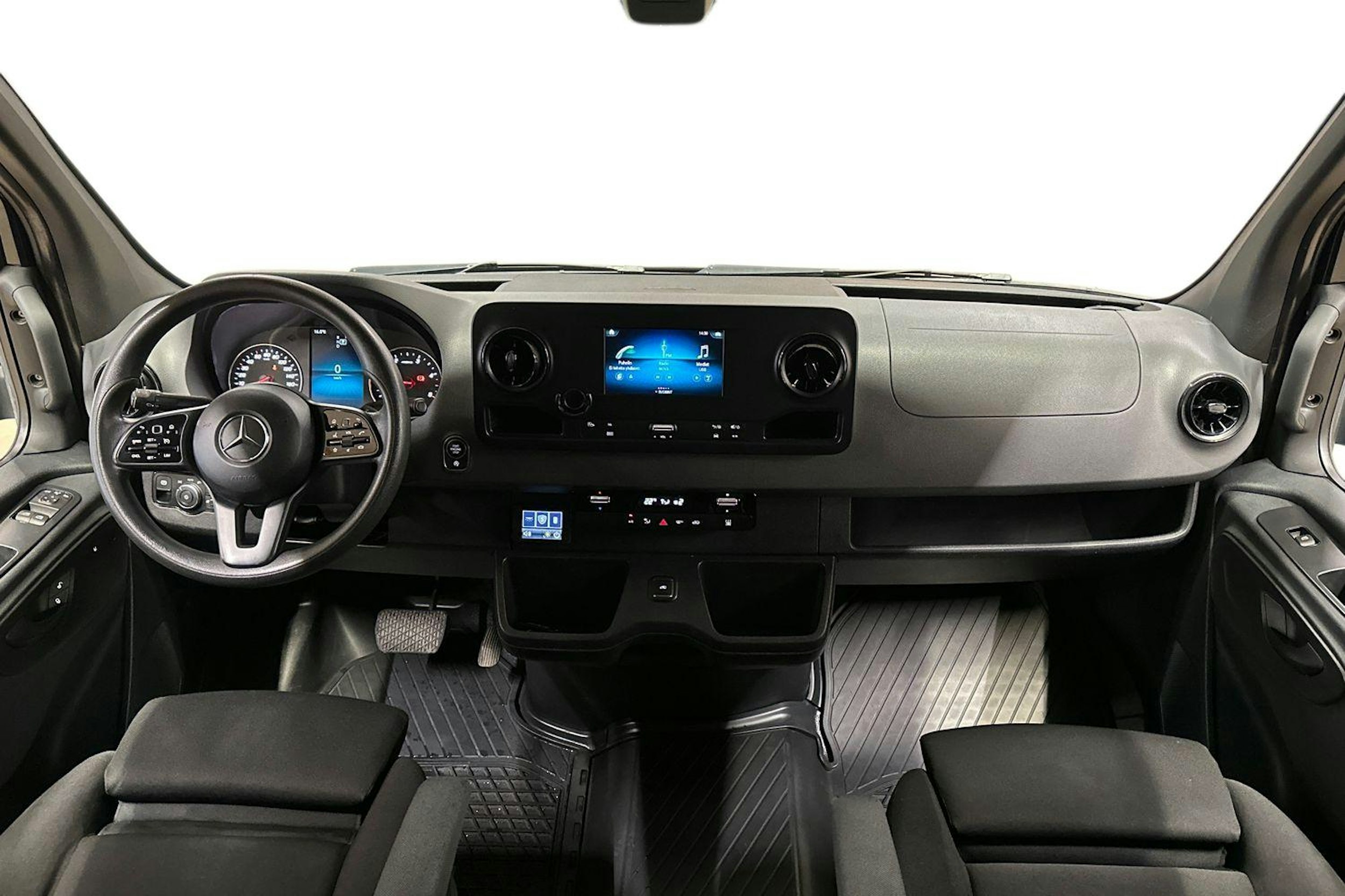 musta Mercedes-Benz Sprinter 2019 kuva 7.