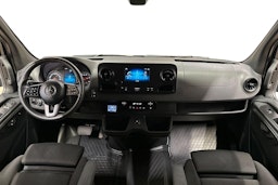 musta Mercedes-Benz Sprinter 2019 kuva 7.