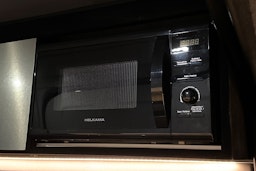 musta Mercedes-Benz Sprinter 2019 kuva 13.