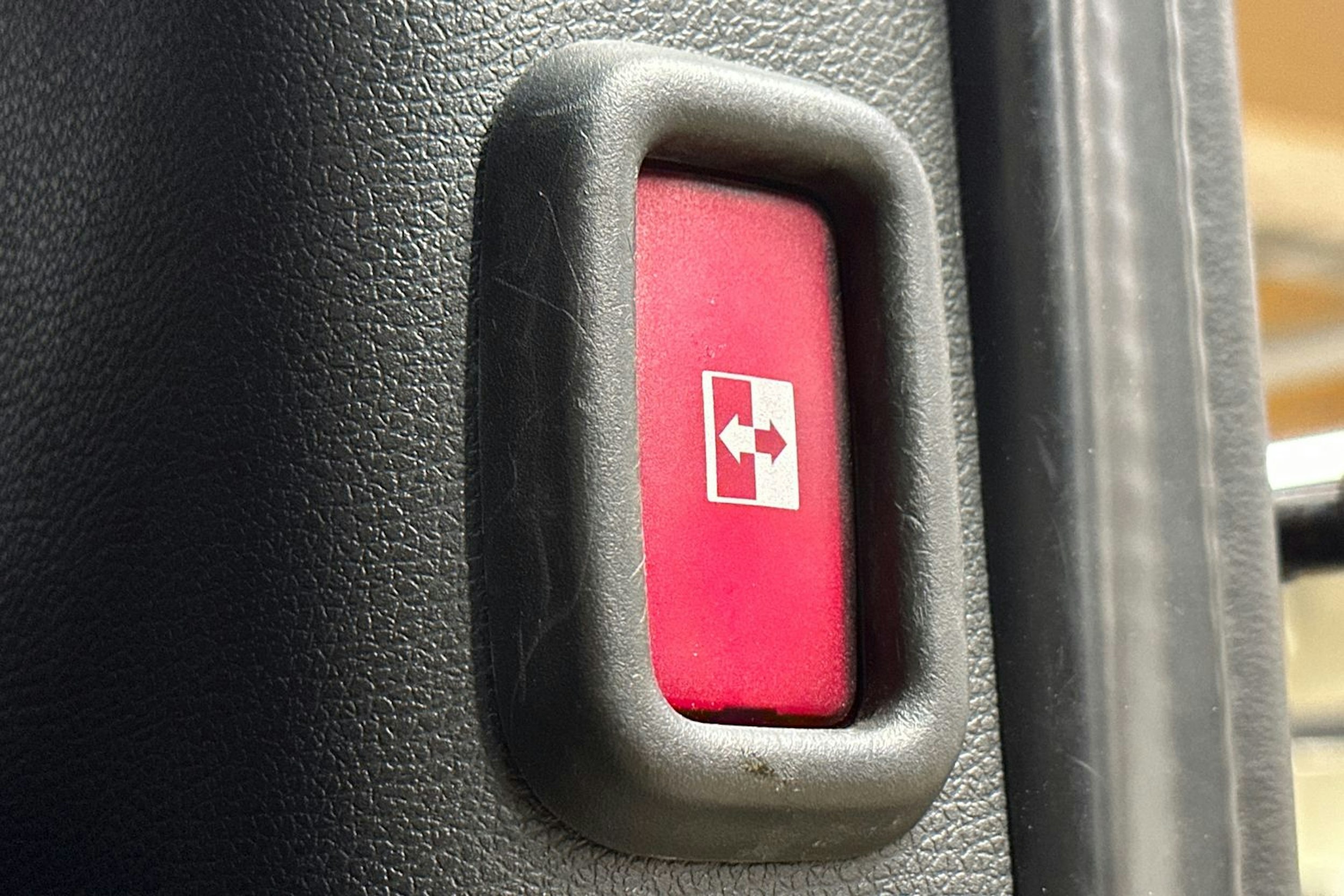 musta Mercedes-Benz Sprinter 2019 kuva 16.