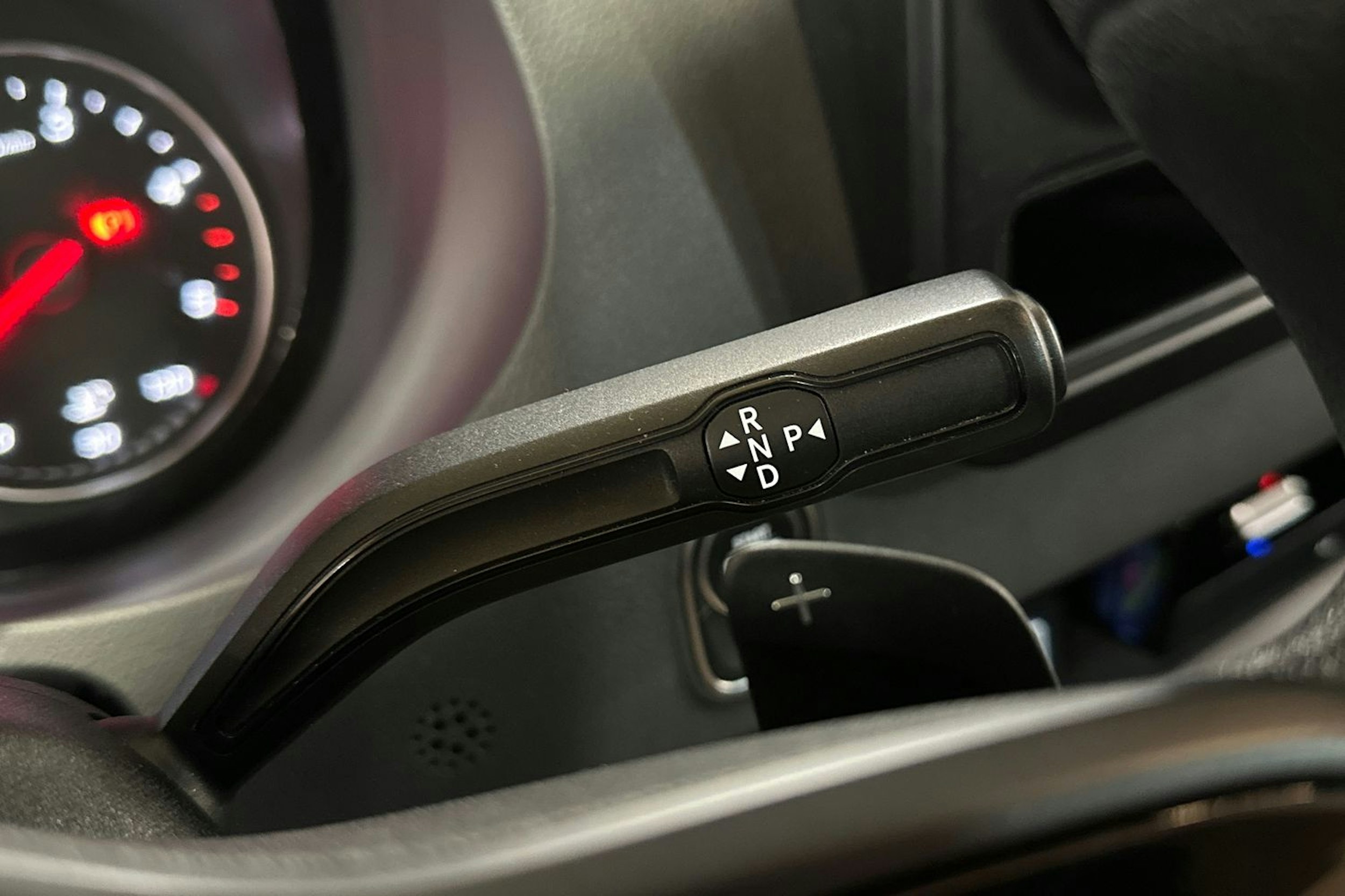 musta Mercedes-Benz Sprinter 2019 kuva 26.